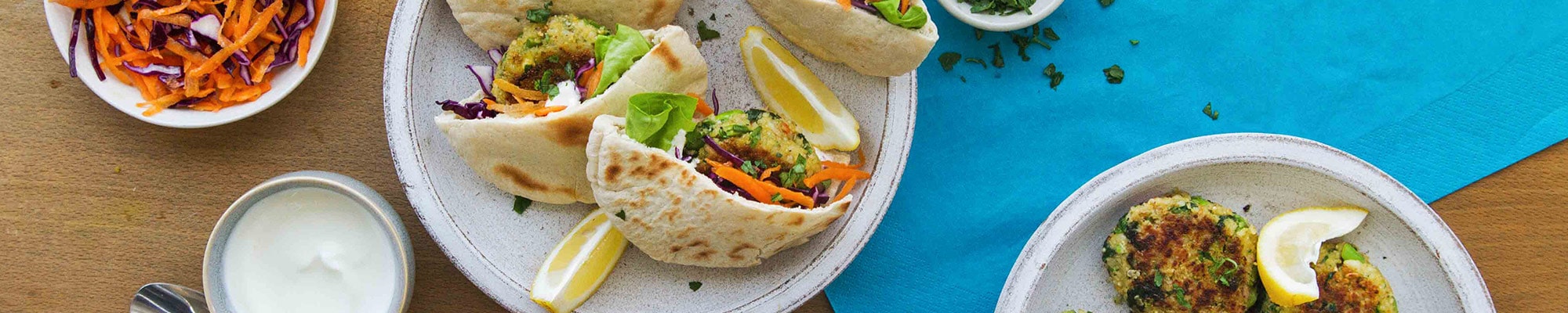 Quinoa-Bratlinge im Pitabrot